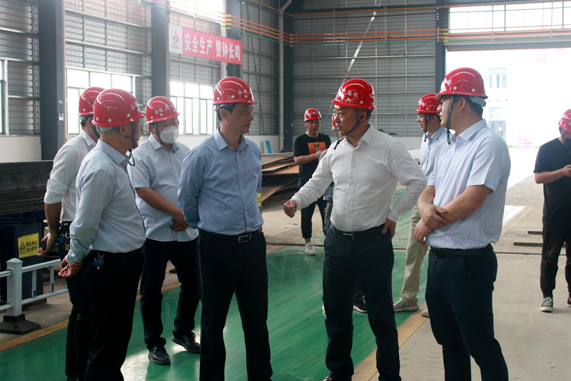 蕪湖市住建局黨委書(shū)記、局長(zhǎng)朱發(fā)沐一行到安徽建工鋼構(gòu)智能制造有限公司調(diào)研2