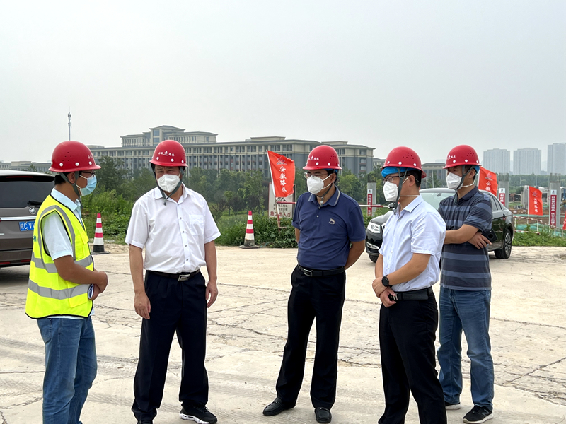 蚌埠市委常委、市委秘書長(zhǎng)、懷遠(yuǎn)縣委書記王慶武到G206-03標(biāo)項(xiàng)目調(diào)研指導(dǎo)工作
